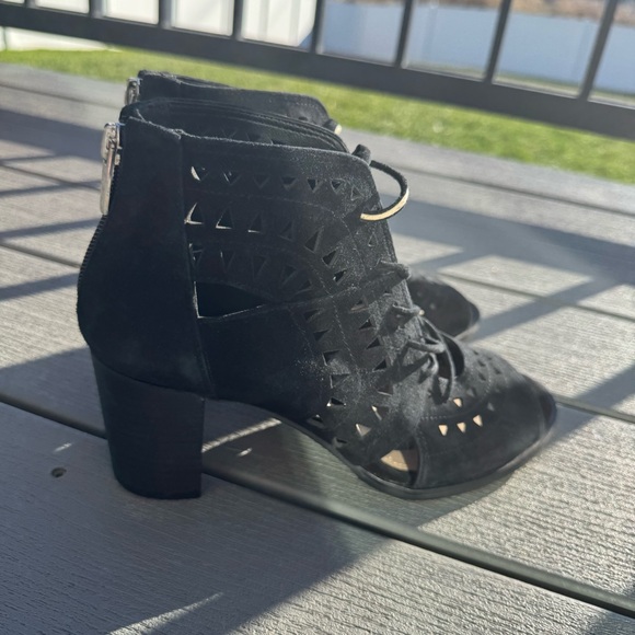 Vince Camuto VP- Lallia NWT - Picture 5 of 10